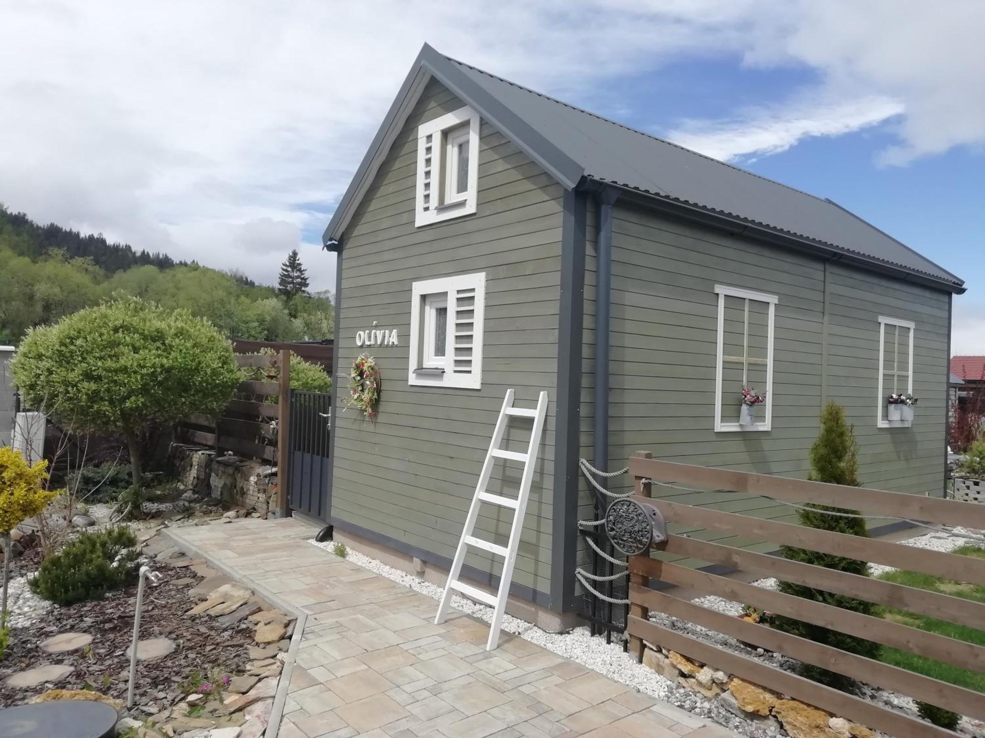 Апартаменты Tiny House Olivia Липтовски-Градок Экстерьер фото